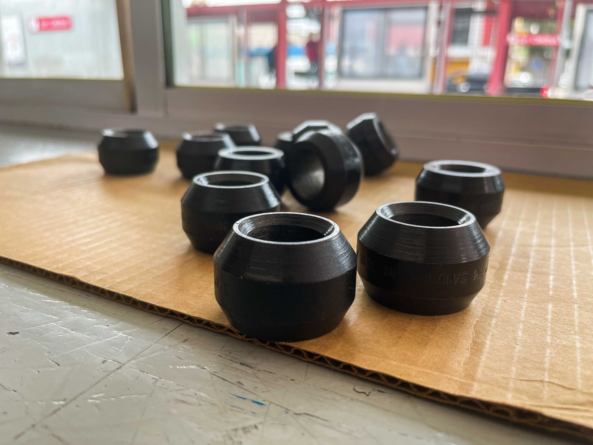 Threadolet de Acero al Carbón 3000 C40 (Flat) X 3/4″ SA105 MSSSP97