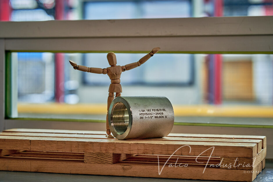 COPLE ACERO FORJADO INOXIDABLE 3000# ROSCADO 1-1/2″ 38MM – Mostrador ...